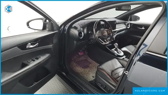 KIA K3 1.6 TURBO GT 5DOOR