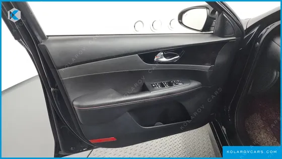 KIA K3 1.6 TURBO GT 5DOOR