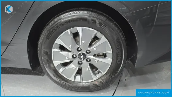 KIA K5 TRENDY