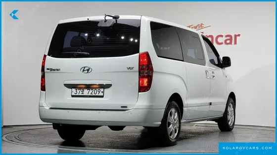 HYUNDAI STAREX 4WD URBAN 9-SEATER