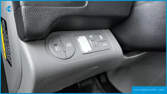 HYUNDAI STAREX 4WD URBAN 9-SEATER