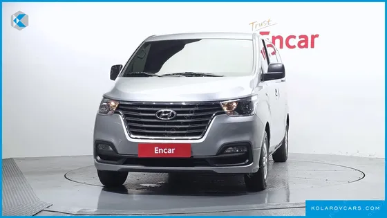 HYUNDAI STAREX VAN 3-SEATER