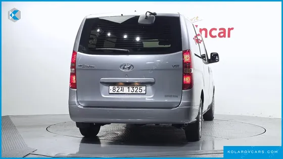 HYUNDAI STAREX VAN 3-SEATER