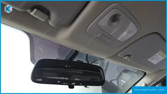 HYUNDAI STAREX VAN 3-SEATER