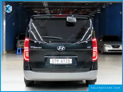 HYUNDAI STAREX URBAN 9-SEATER