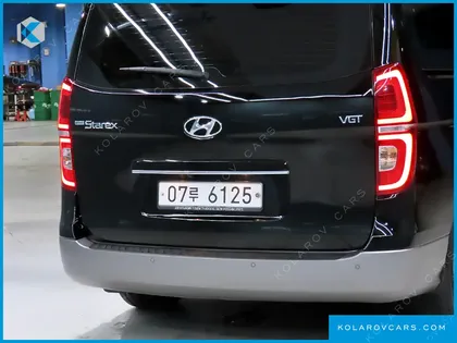 HYUNDAI STAREX URBAN 9-SEATER