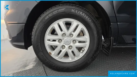 HYUNDAI STAREX VAN 3-SEATER