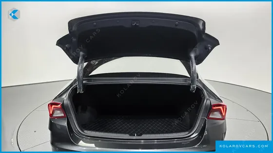 KIA K5 NOBLESSE