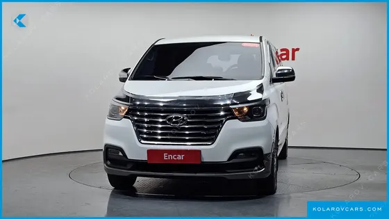 HYUNDAI STAREX URBAN 9-SEATER