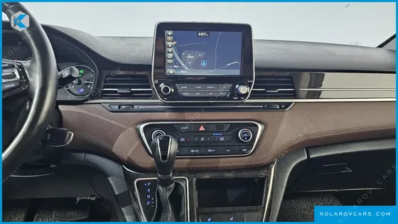 HYUNDAI STAREX URBAN 9-SEATER