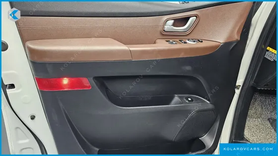 HYUNDAI STAREX URBAN 9-SEATER