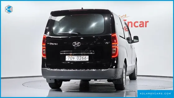 HYUNDAI STAREX WAGON 12-SEATER