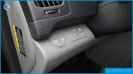 HYUNDAI STAREX WAGON 12-SEATER