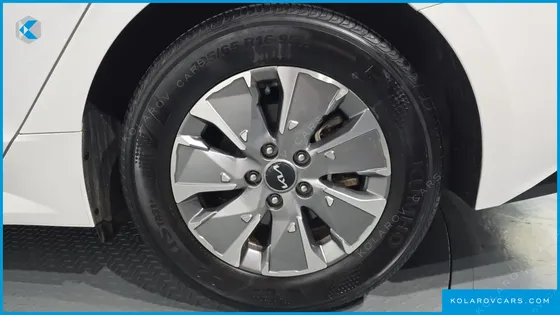 KIA K5 TRENDY