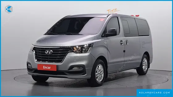 HYUNDAI STAREX VAN 5-SEATER