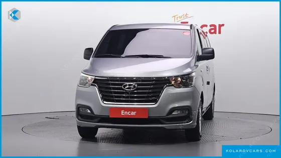 HYUNDAI STAREX VAN 5-SEATER