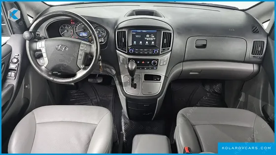 HYUNDAI STAREX VAN 5-SEATER