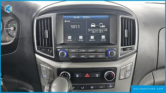 HYUNDAI STAREX VAN 5-SEATER