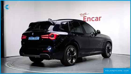 BMW IX3 M SPORTS