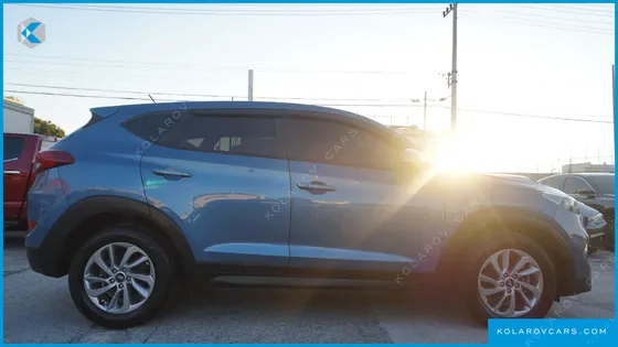 HYUNDAI TUCSON DIESEL 2.0 2WD