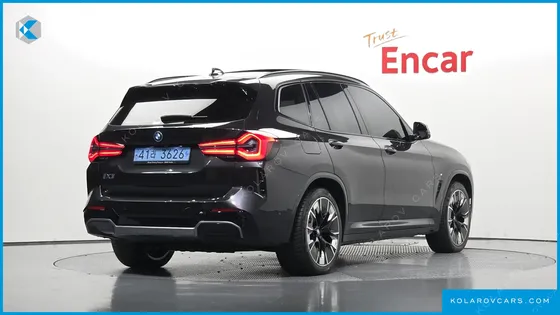 BMW IX3 M SPORTS