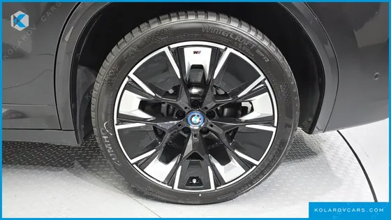 BMW IX3 M SPORTS