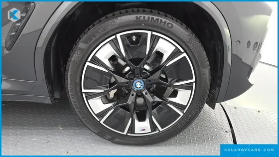 BMW IX3 M SPORTS
