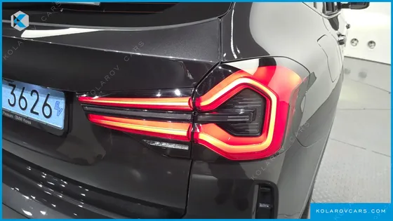 BMW IX3 M SPORTS