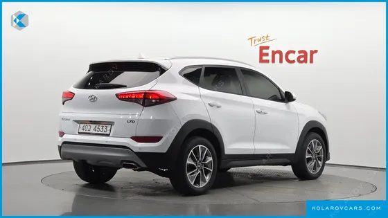 HYUNDAI TUCSON DIESEL 1.7 2WD