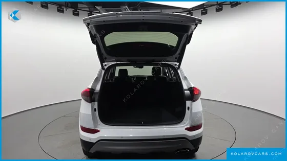 HYUNDAI TUCSON DIESEL 1.7 2WD