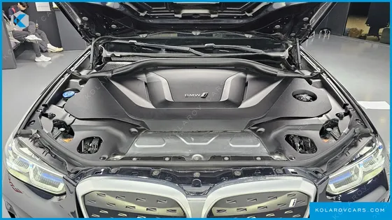 BMW IX3 M SPORTS