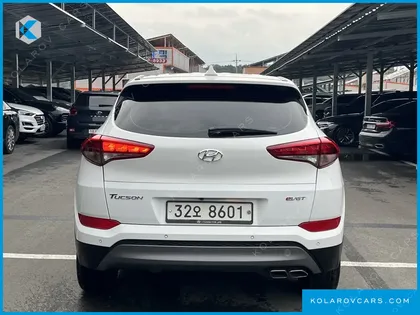 HYUNDAI TUCSON DIESEL 2.0 2WD