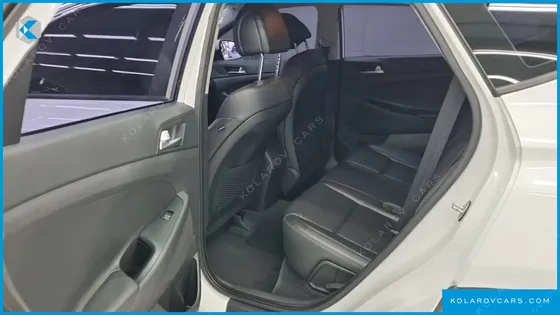 HYUNDAI TUCSON DIESEL 2.0 2WD