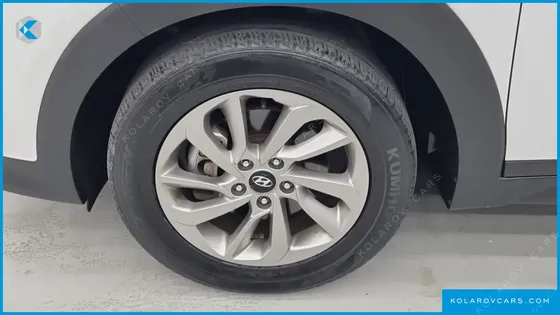 HYUNDAI TUCSON DIESEL 2.0 2WD