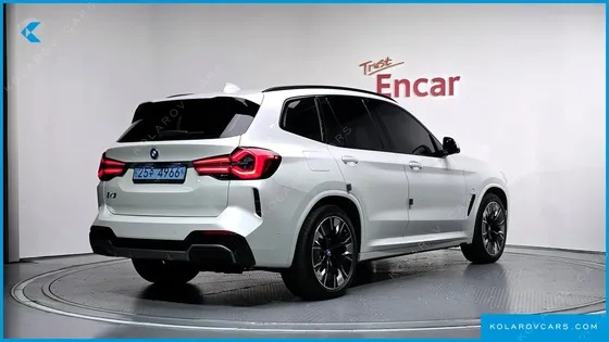 BMW IX3 M SPORTS