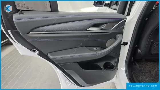 BMW IX3 M SPORTS
