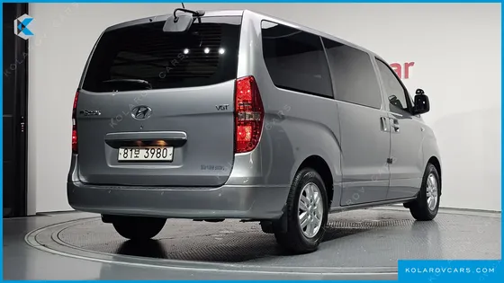 HYUNDAI STAREX VAN 3-SEATER
