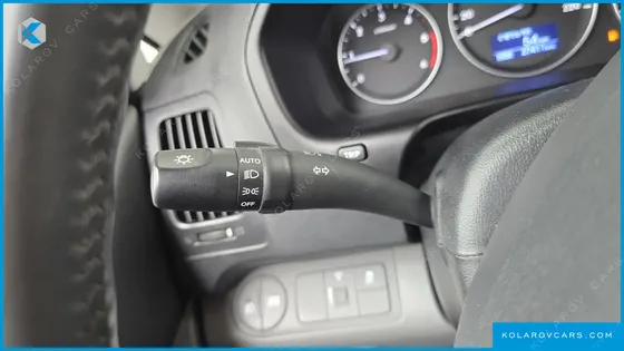 HYUNDAI STAREX VAN 3-SEATER
