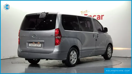 HYUNDAI STAREX URBAN 9-SEATER