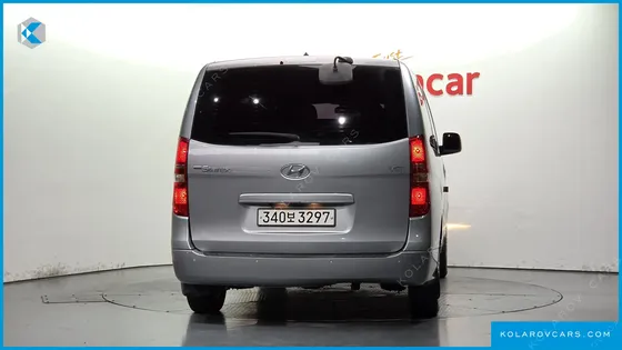 HYUNDAI STAREX URBAN 9-SEATER