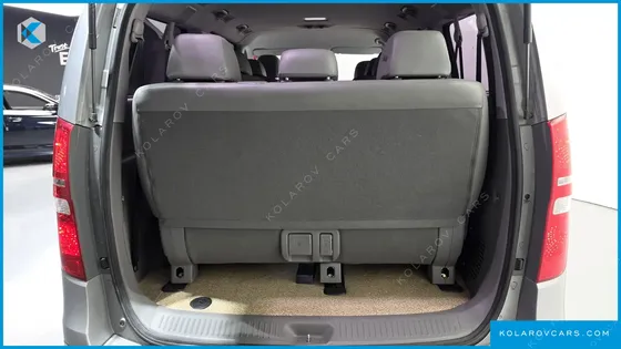 HYUNDAI STAREX URBAN 9-SEATER