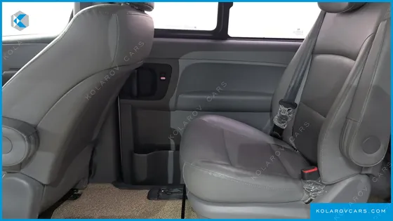 HYUNDAI STAREX URBAN 9-SEATER