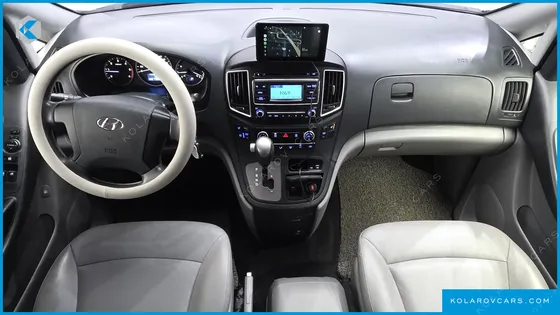 HYUNDAI STAREX URBAN 9-SEATER