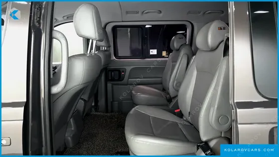 HYUNDAI STAREX URBAN 9-SEATER