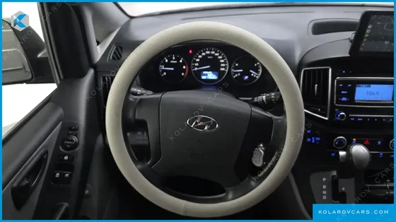 HYUNDAI STAREX URBAN 9-SEATER