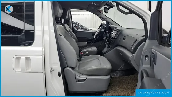 HYUNDAI STAREX WAGON 11-SEATER