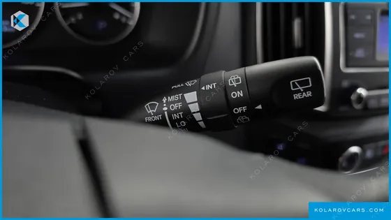 HYUNDAI STAREX 4WD WAGON 12-SEATER