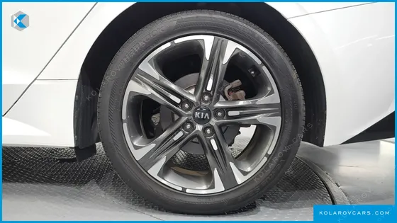 KIA K5 NOBLESSE