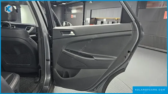 HYUNDAI TUCSON DIESEL 2.0 2WD