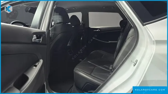 HYUNDAI TUCSON DIESEL 2.0 2WD